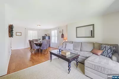 22 Center Street, Midland Park, NJ 07432 - Photo 5