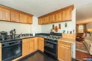 257 McCosh Rd, Clifton, NJ 07043 - Photo 19
