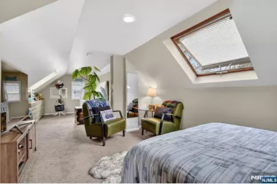 200 Rambler Avenue, New Milford, NJ 07646 - Photo 9