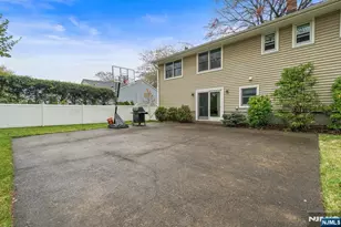 171 Hickory Ave, Tenafly, NJ 07670 - Photo 29
