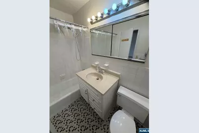 39 39th Street 2L #2L, Paterson, NJ 07514 - Photo 33