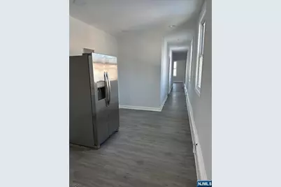 105 Broadway, Newark, NJ 07104 - Photo 9