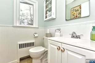 411 Prospect St, Ridgewood, NJ 07450 - Photo 19