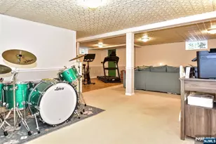 411 Prospect St, Ridgewood, NJ 07450 - Photo 25