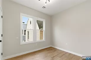 67 Brookdale Ave, Newark, NJ 07106 - Photo 17