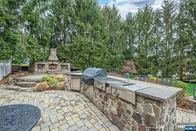 5 Blackberry Lane, Caldwell, NJ 07006 - Photo 45