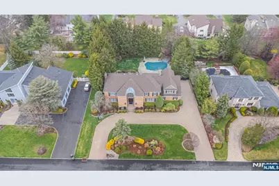 5 Blackberry Lane, Caldwell, NJ 07006 - Photo 3