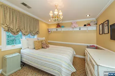 5 Blackberry Lane, Caldwell, NJ 07006 - Photo 37