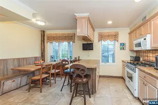 10 Cleveland Rd, Caldwell, NJ 07006 - Photo 13