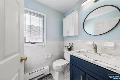 224 Warren Avenue A #A, Fort Lee, NJ 07024 - Photo 7