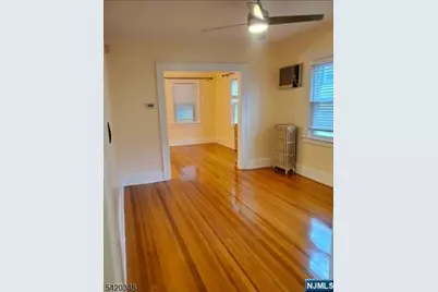 29 Warman Street, Montclair, NJ 07042 - Photo 3