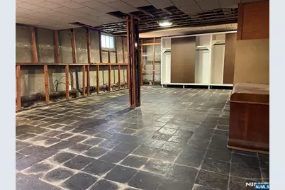 529 Fern Avenue, Lyndhurst Township, NJ 07071 - Photo 17