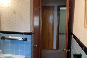 529 Fern Ave, Lyndhurst Township, NJ 07071 - Photo 19