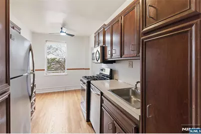 100 Palisade Avenue B51 #B51, Englewood, NJ 07631 - Photo 11