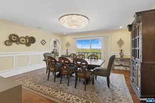 912 Cherokee Ln, Franklin Lakes, NJ 07417 - Photo 25