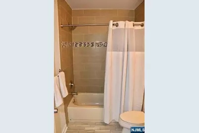 727 Pepperidge Road, Mahwah, NJ 07430 - Photo 11