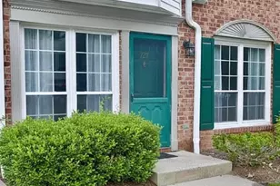 727 Pepperidge Rd, Mahwah, NJ 07430 - Photo 1