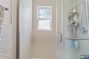 40 Ames Ave, Bergenfield, NJ 07621 - Photo 13