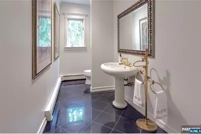 69 Knollwood Road, Upper Saddle River, NJ 07458 - Photo 17