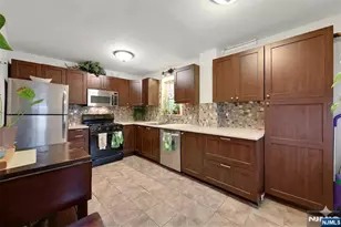 113 Lake St, Bergenfield, NJ 07621 - Photo 11