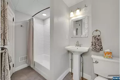 113 Lake Street, Bergenfield, NJ 07621 - Photo 13