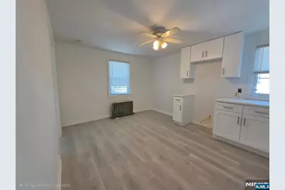 683 Kingsland, Lyndhurst Township, NJ 07071 - Photo 3