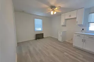 683 Kingsland, Lyndhurst Township, NJ 07071 - Photo 3