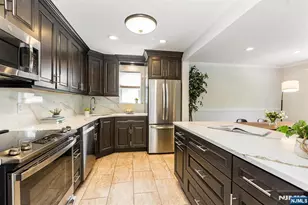 7 Van Vleck Street C0009, Montclair, NJ 07042 - Photo 9