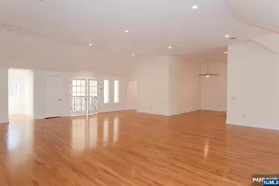 673 Glendale Road Upstairs Apa #Upstairs Apa, Franklin Lakes, NJ 07417 - Photo 9