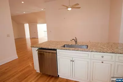 673 Glendale Road Upstairs Apa #Upstairs Apa, Franklin Lakes, NJ 07417 - Photo 7