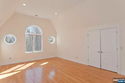 673 Glendale Road Upstairs Apa #Upstairs Apa, Franklin Lakes, NJ 07417 - Photo 17