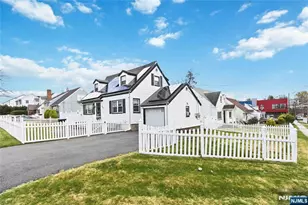 569 Linden Ave, Teaneck Township, NJ 07666 - Photo 1