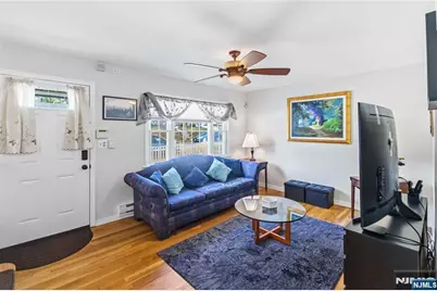 569 Linden Avenue, Teaneck Township, NJ 07666 - Photo 7