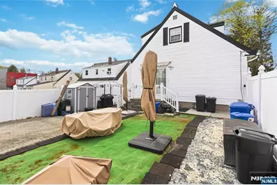 569 Linden Avenue, Teaneck Township, NJ 07666 - Photo 35