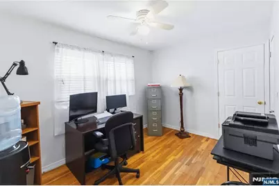 569 Linden Avenue, Teaneck Township, NJ 07666 - Photo 19