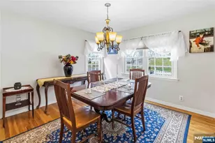 569 Linden Ave, Teaneck Township, NJ 07666 - Photo 15