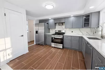 87 Merseles Street 2 #2, Jersey City, NJ 07302 - Photo 11