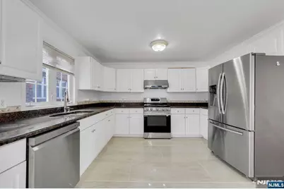 29 Prospect Street, Palisades Park, NJ 07650 - Photo 13