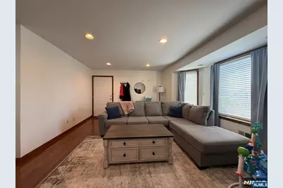 555 Jefferson Street 1st Fl #1st fl, Carlstadt, NJ 07072 - Photo 5