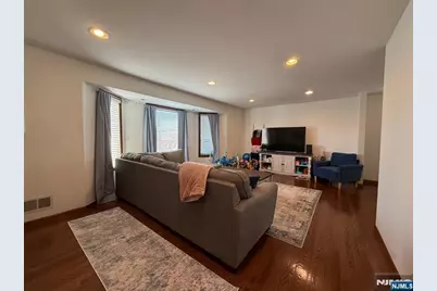 555 Jefferson Street 1st Fl #1st fl, Carlstadt, NJ 07072 - Photo 7