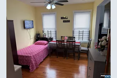 41 N 11th, Paterson, NJ 07522 - Photo 17