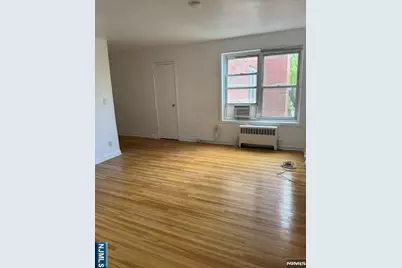 2350 Linwood Avenue 3H #3H, Fort Lee, NJ 07024 - Photo 11