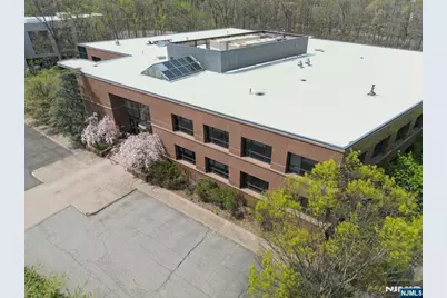 1000 Sylvan Avenue, Englewood Cliffs, NJ 07632 - Photo 33