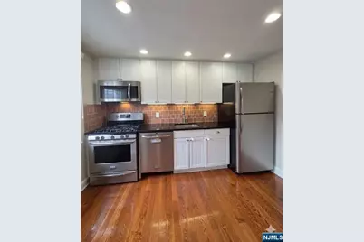 112 Darwin Avenue 27 #27, Rutherford, NJ 07070 - Photo 9