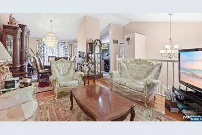 674 Berkeley Avenue, Orange, NJ 07050 - Photo 3