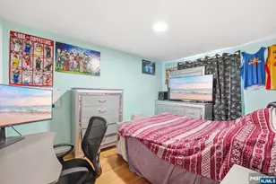 674 Berkeley Ave, Orange, NJ 07050 - Photo 11