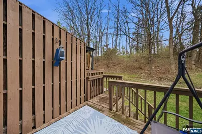 28 Village Drive 303 #303, Hamburg, NJ 07419 - Photo 27