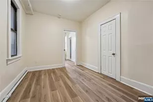 7 Bender Pl 3, Cliffside Park, NJ 07010 - Photo 5