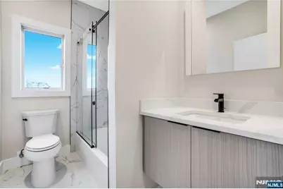 128 Edsall Boulevard A #A, Palisades Park, NJ 07650 - Photo 21