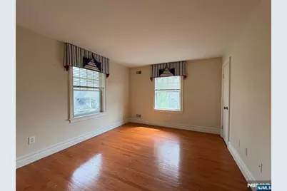 38 Walthery Avenue, Ridgewood, NJ 07450 - Photo 27